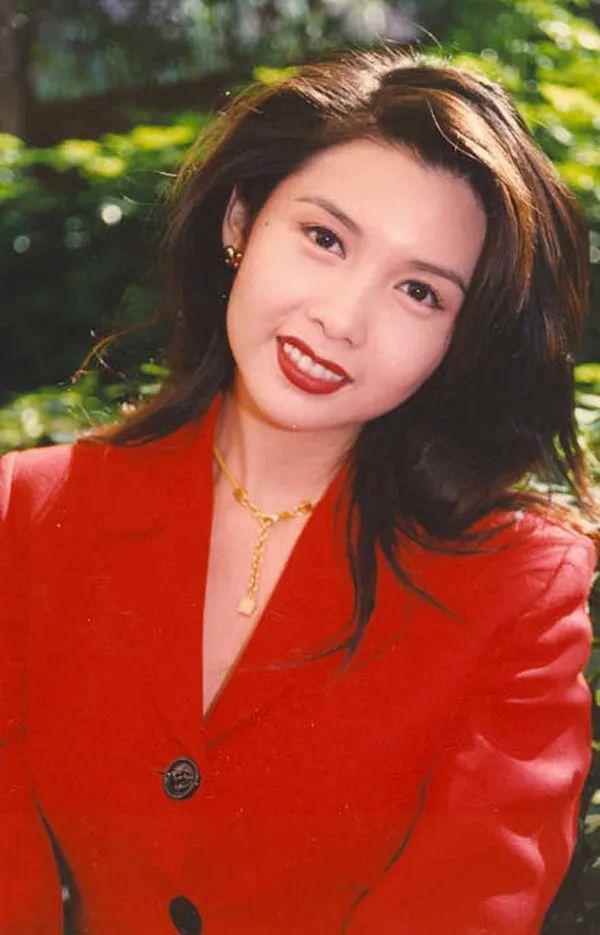 香港美女明星 80年代（邱淑贞多图高清写真身材比例绝对完美）