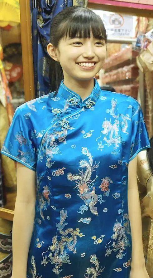 乃木坂46来了个“中国通”，五百城茉央旗袍造型惊艳了