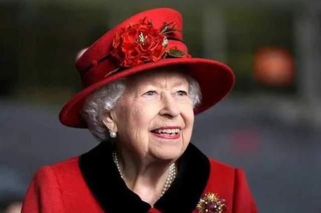 女王离世后王室最悲痛的人是安妮公主：病榻前喊出了那声“妈妈”